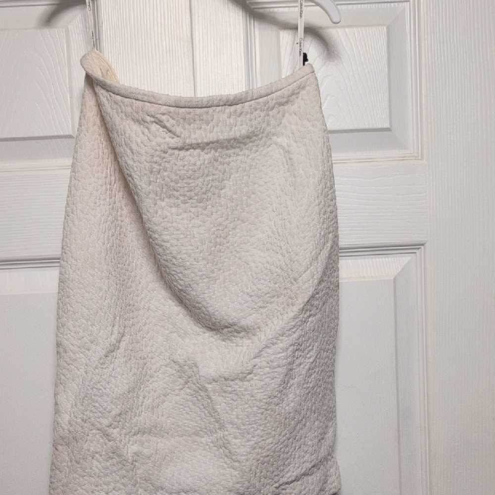 Calvin Klein Cream Textured Pencil Skirt